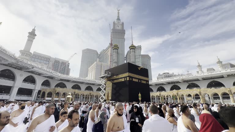 VIP Hajj Package – 25 Days